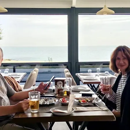 Hotel Airport Kumsal