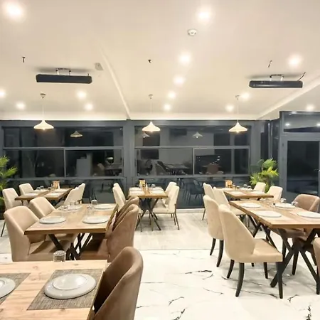 Hotel Istanbul Airport Kumsal 3*