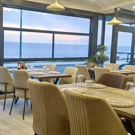 Istanbul Airport Kumsal 3*