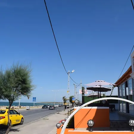 Airport Kumsal
